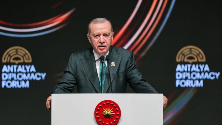 Antalya Diplomacy Erdoğan: Questions Trust in Problem-Solving Systems